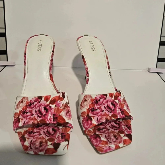Guess Floral Print Open-Toe Heels - Picture 12 of 13